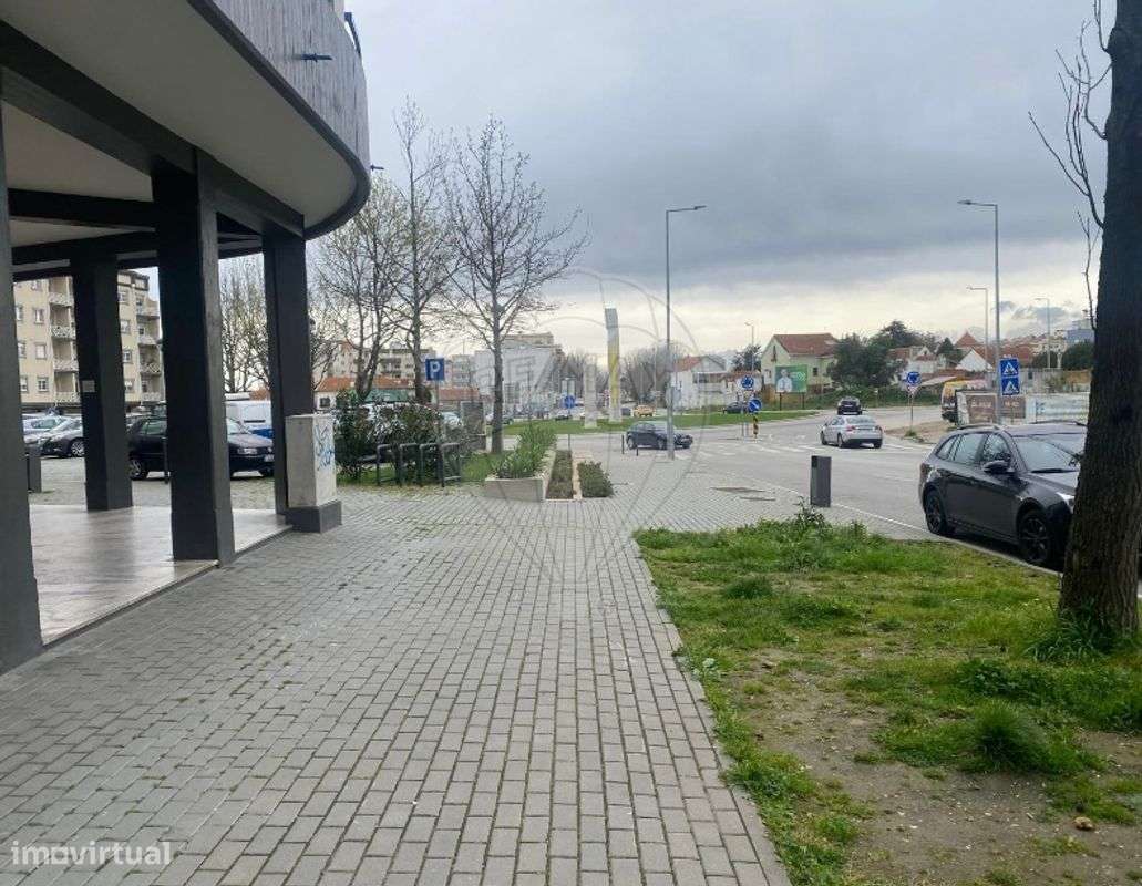 Apartamento T2 para arrendamento - Grande imagem: 4/16