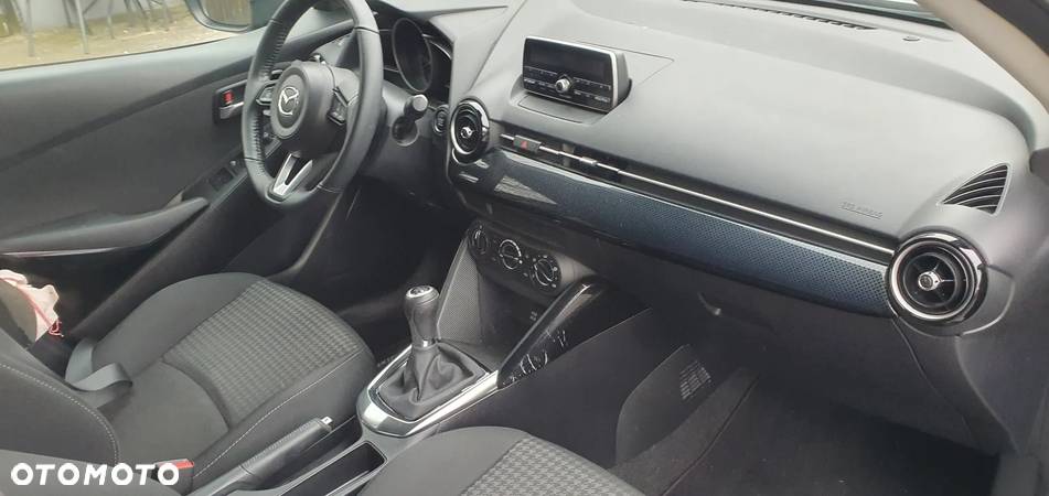 Mazda 2 SKYACTIV-G 75 Exclusive-Line - 4