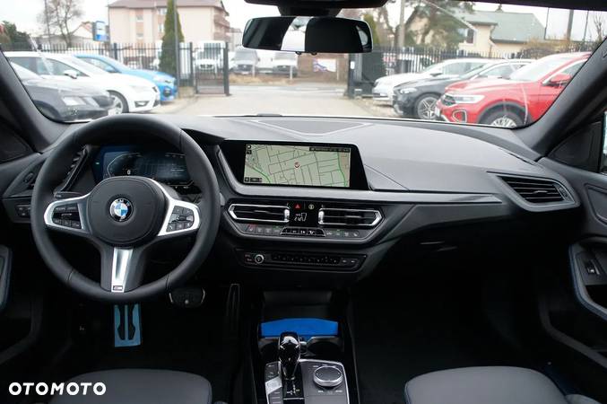 BMW Seria 2 218i M Sport - 11