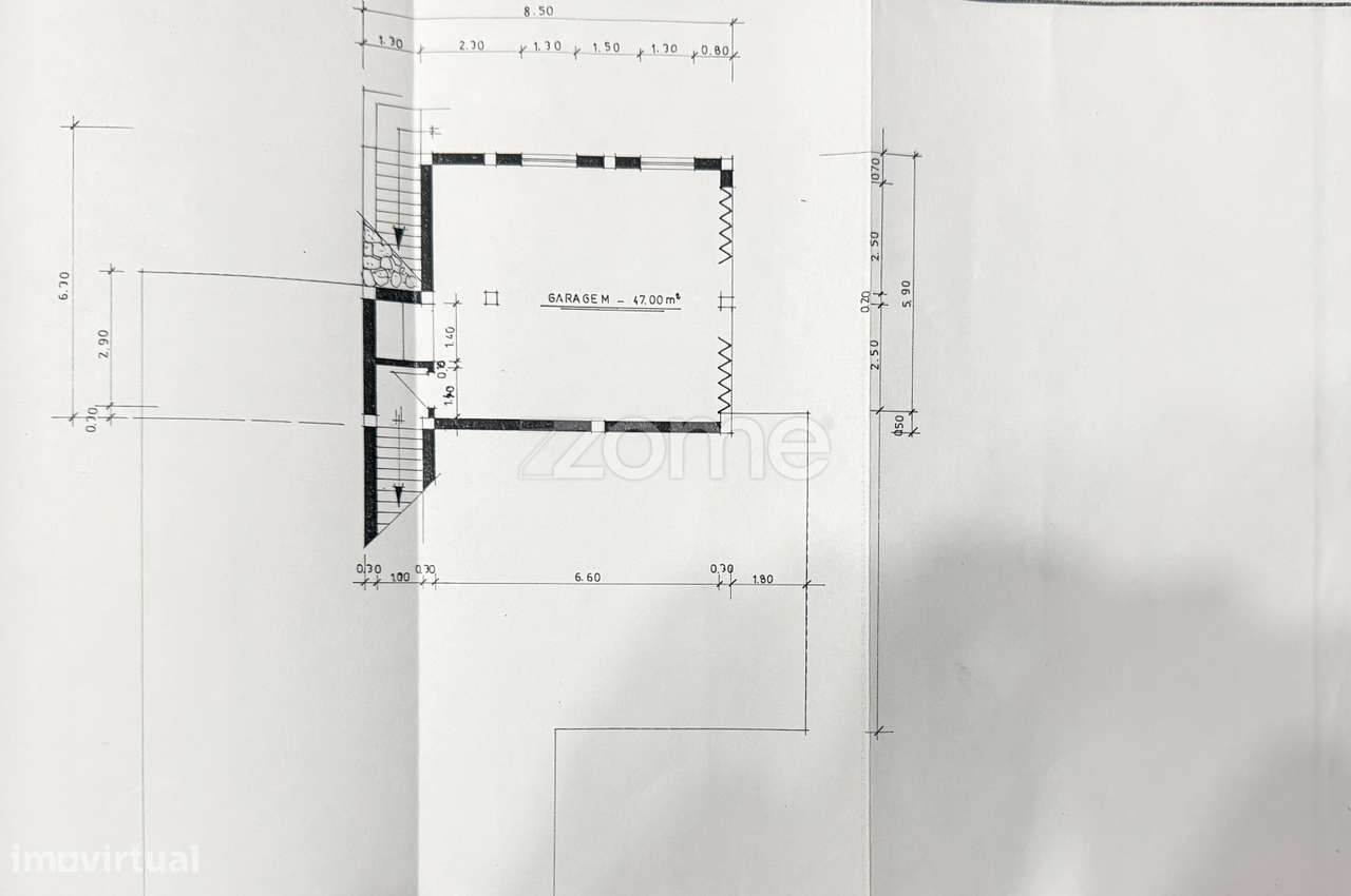 Moradia T4+1 na Ilha do Pico com Terraço Panorâmico e Vista Mar-40