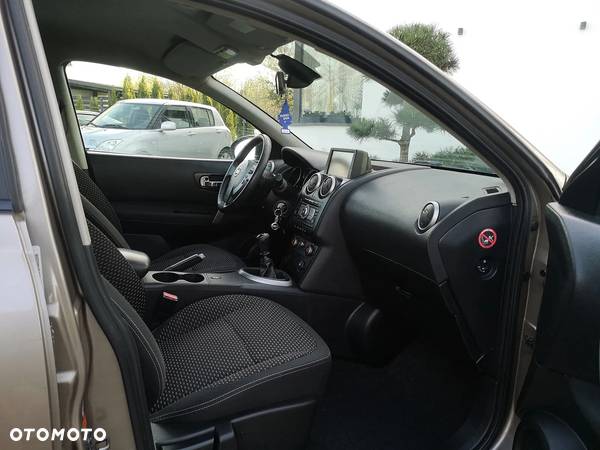 Nissan Qashqai 1.5 dCi Tekna - 17