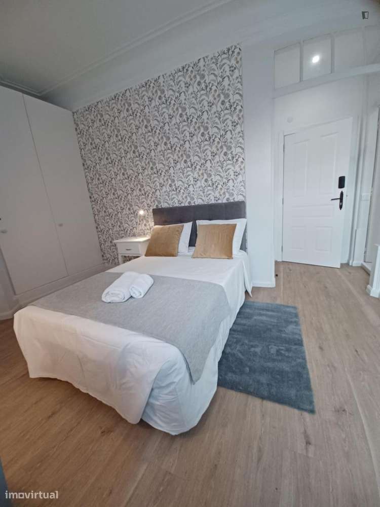 Estúdio - localizado em Baixa Coimbra - Grande imagem: 3/13