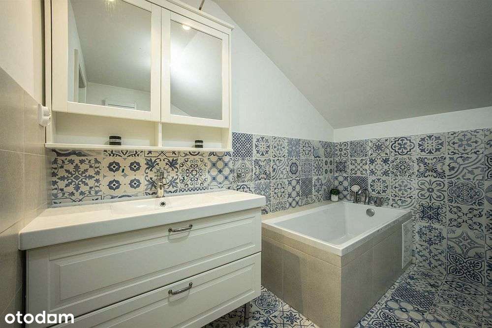 Dom w Starowej Górze- przestronny i funkcjonalny dla rodziny-15