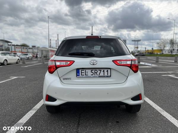 Toyota Yaris - 4