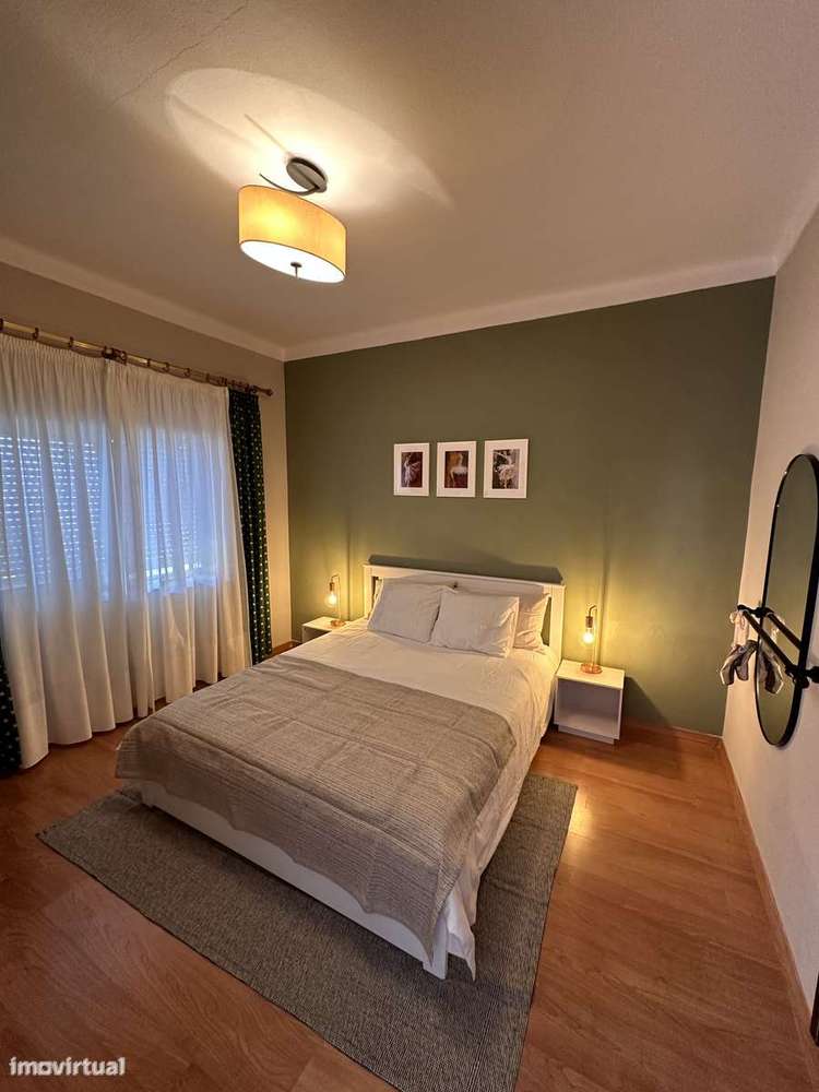 Moradia T3 com piscina, jardim e garagem - Grande imagem: 5/51