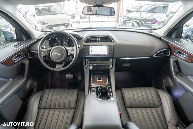 Jaguar F-Pace 20d AWD Aut. Portfolio - 6