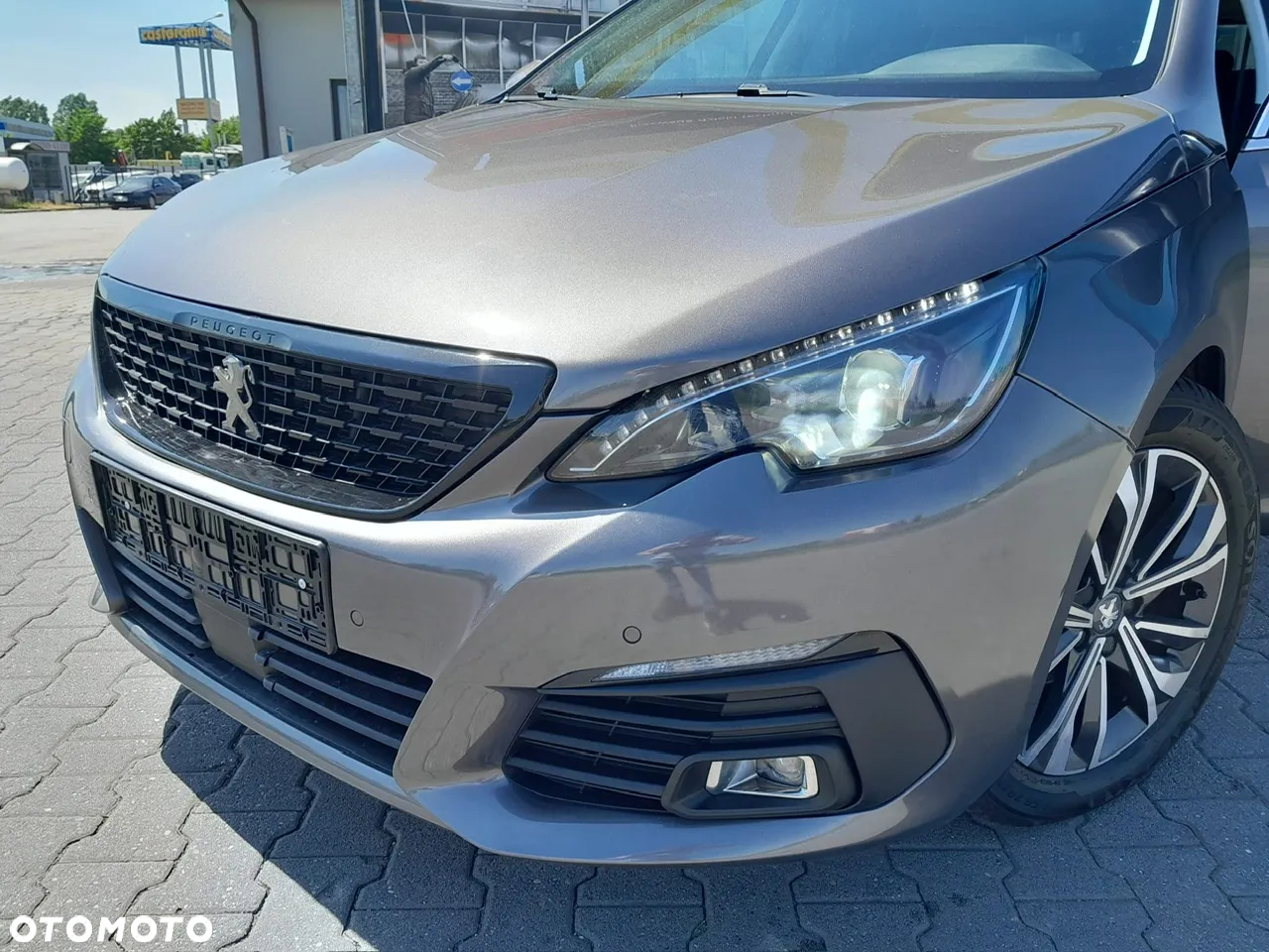 Peugeot 308 1.5 BlueHDi Allure Pack S&S - 21