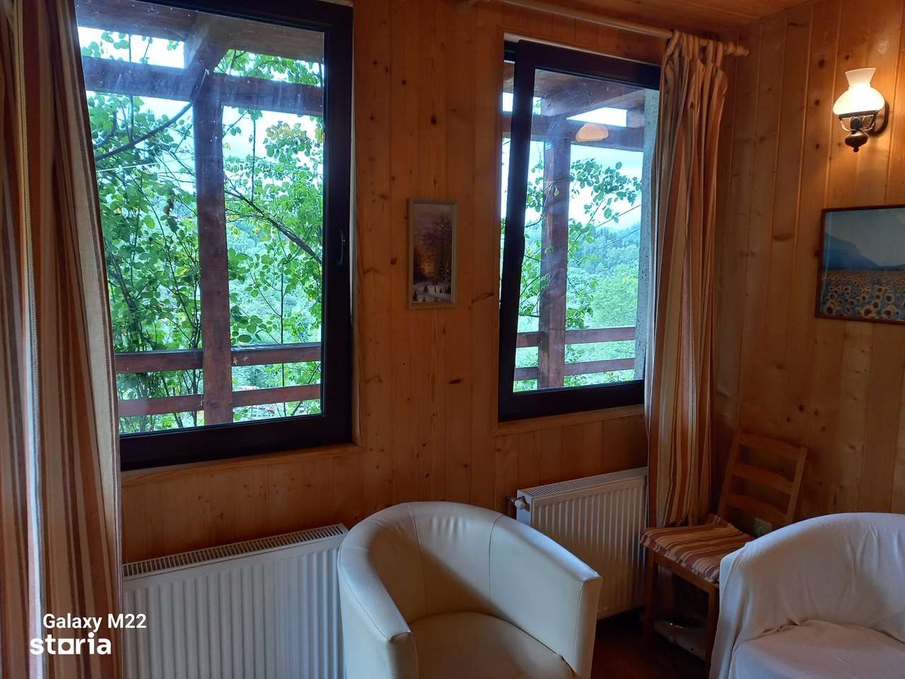 Bran, casa de vacanta + teren , Zona Club Vila Bran - Imagine principală: 4/10