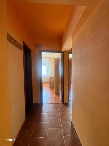 Vanzare -Apartament  3 camere, comision 0 la cumparator, garaj sub blo-7