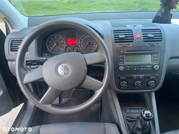 Volkswagen Golf V 1.4 Comfortline - 10