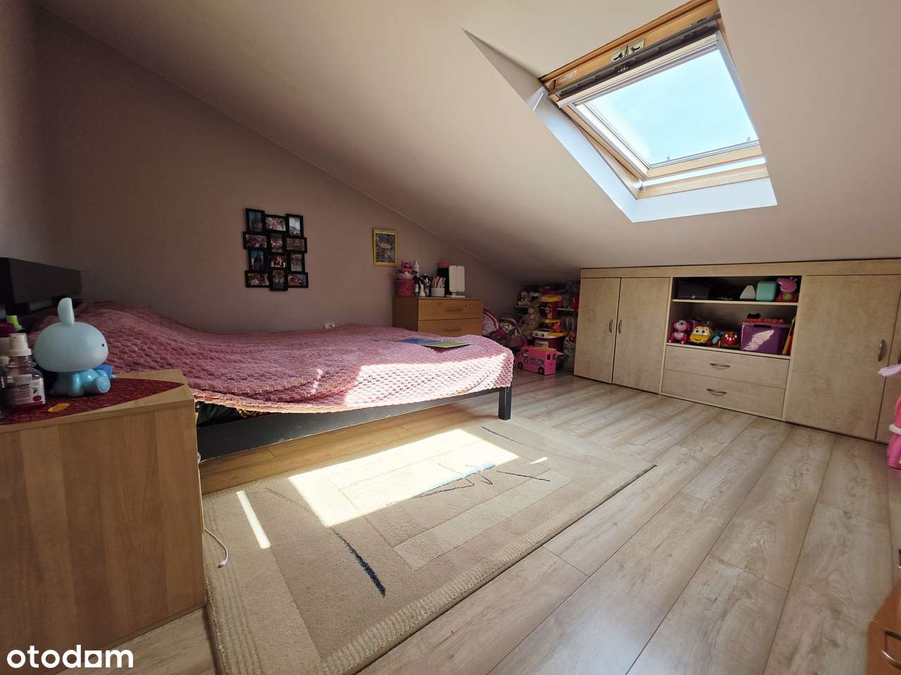 Dom wolnostojący – 3 niezależne mieszkania – Kobierzyce-12