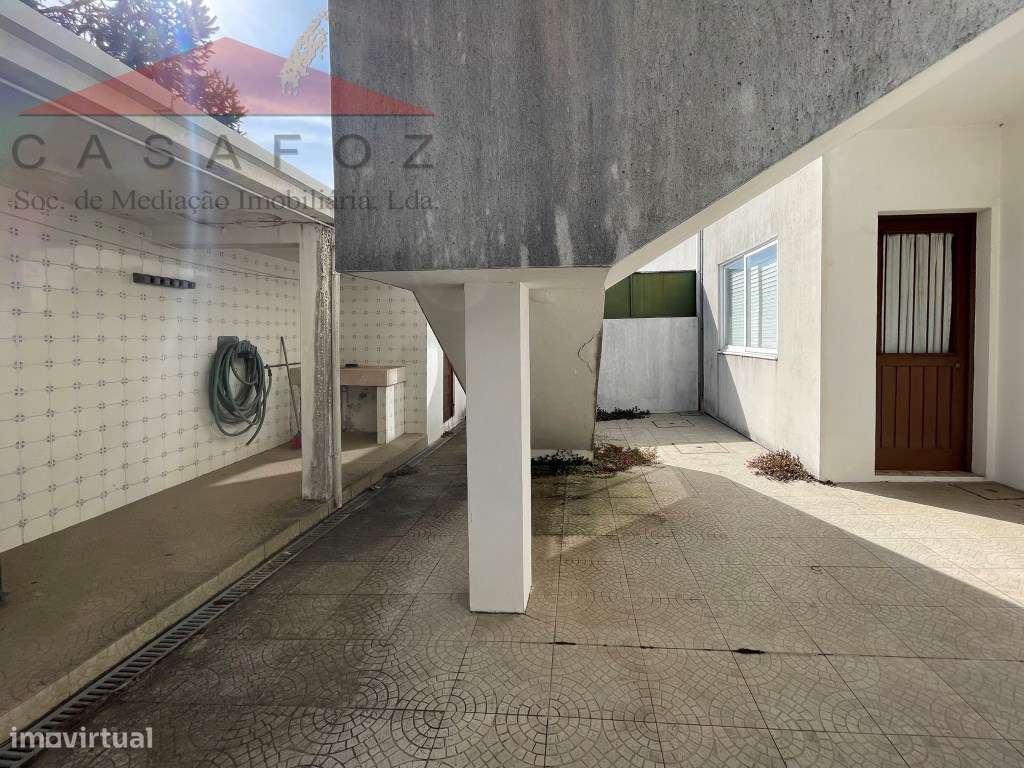 Venda Moradia T6 no Bairro dos Músicos-37