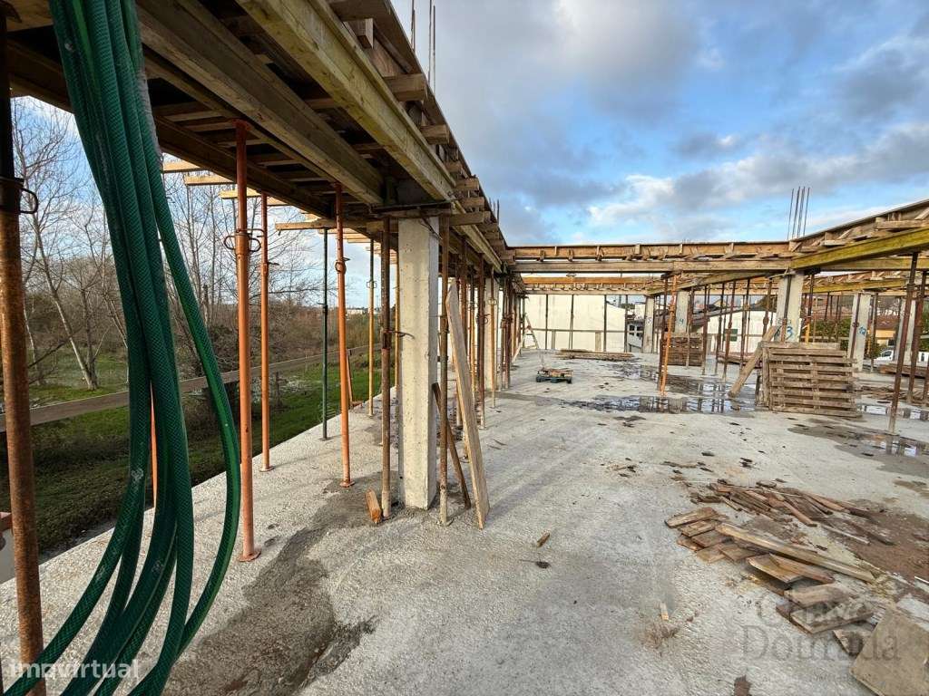 Apartamento T3 com garagem e logradouro, na Mealhada - Grande imagem: 5/29