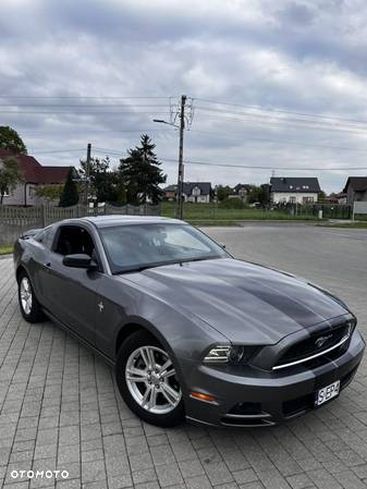 Ford Mustang 3.7 V6 - 6