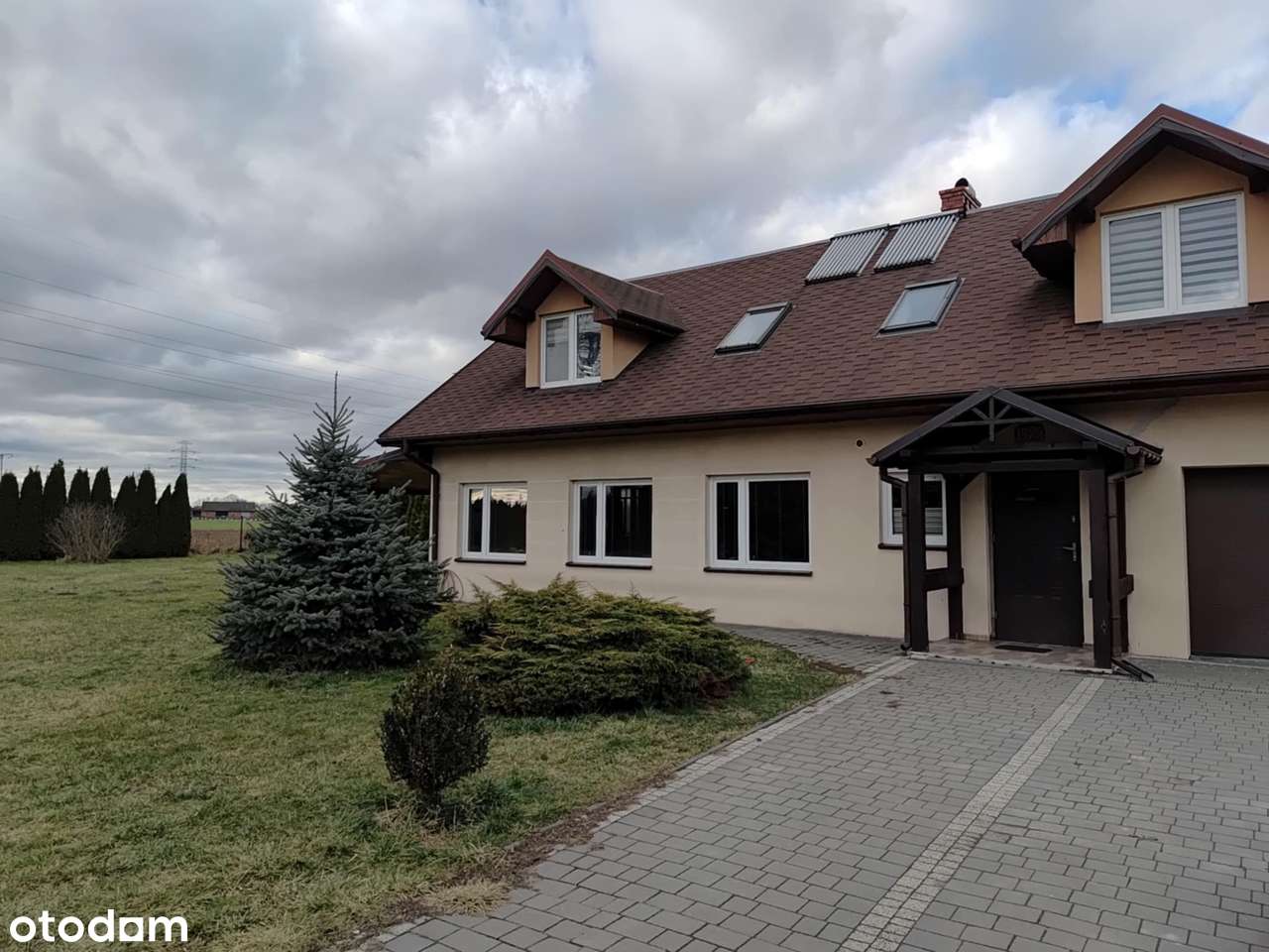 Dom wolnostojący blisko lasu-12