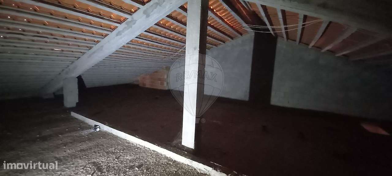 Moradia T5 para venda-35