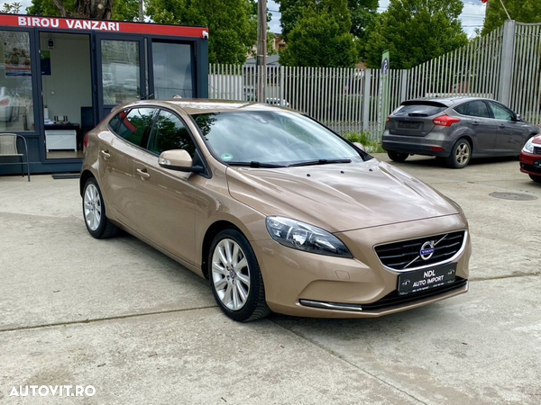 Volvo V40 D2 ECO Summum - 12