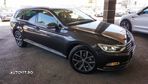 Volkswagen Passat Variant 2.0 TDI DSG (BlueMotion Technology) Highline - 32