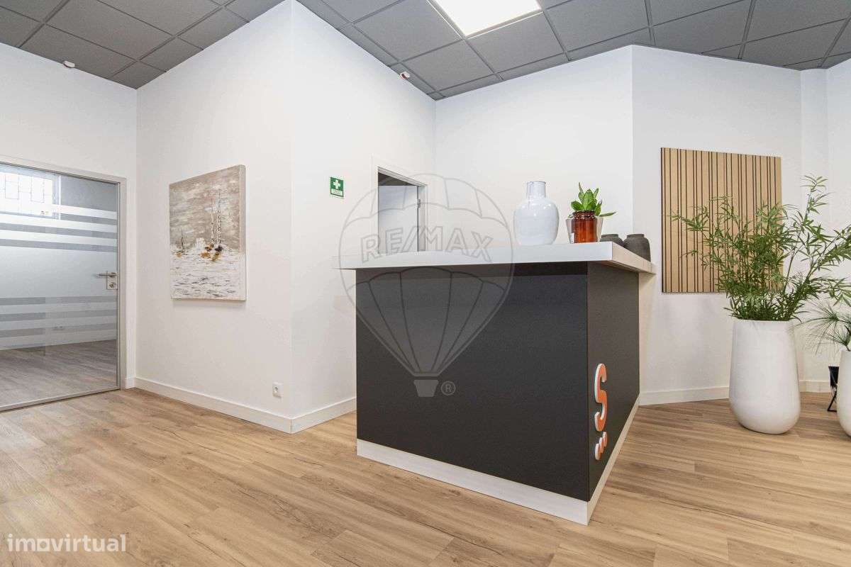 Escritório  para arrendamento - Grande imagem: 2/22