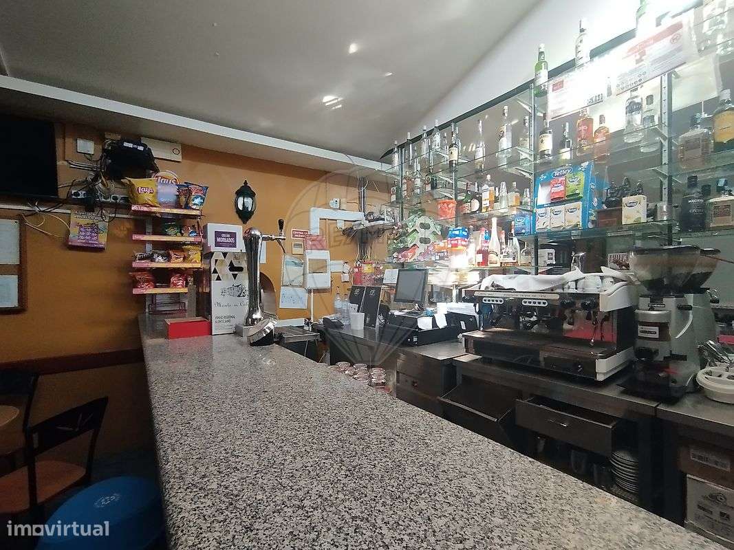 Prédio  para venda - Grande imagem: 2/17