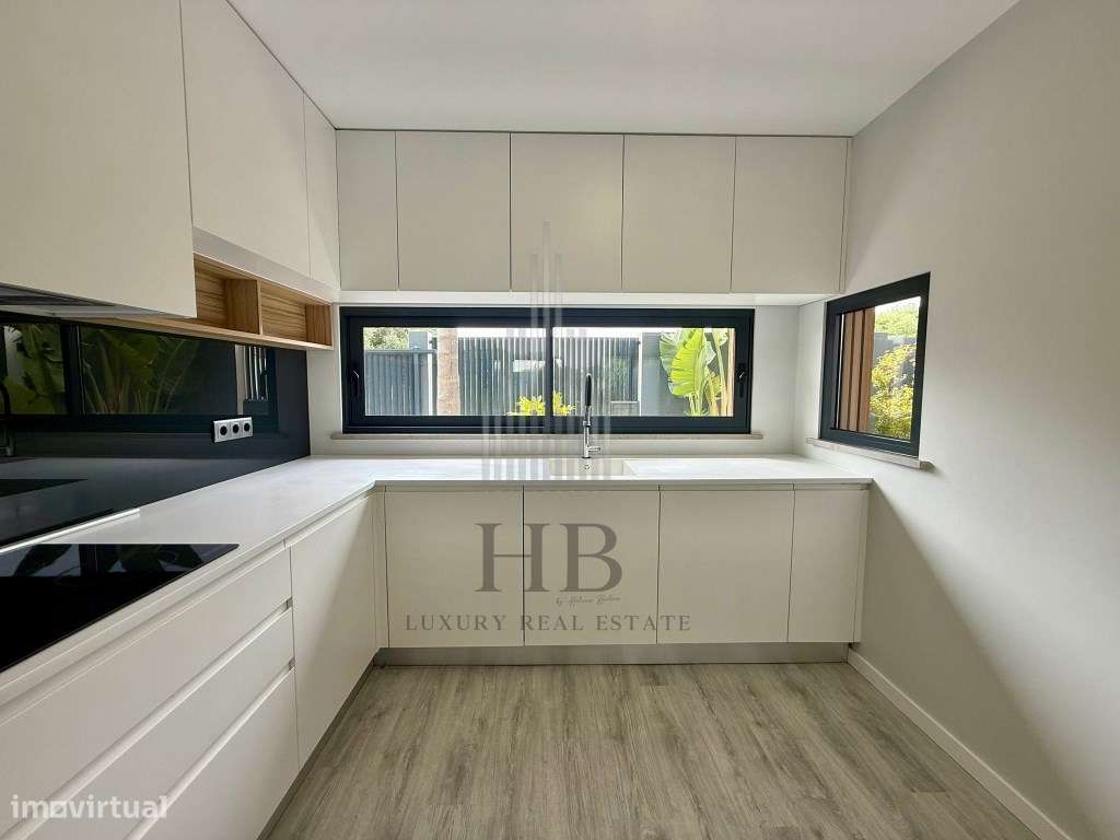 Moradia T3 com Jardim em Bicesse | Cascais-3