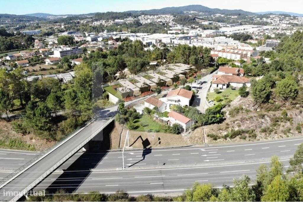 Moradia T4 Térrea em Celeirós, Braga - Grande imagem: 3/20