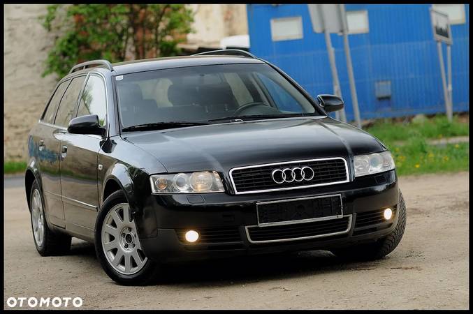 Audi A4 Avant 2.5 TDI - 1