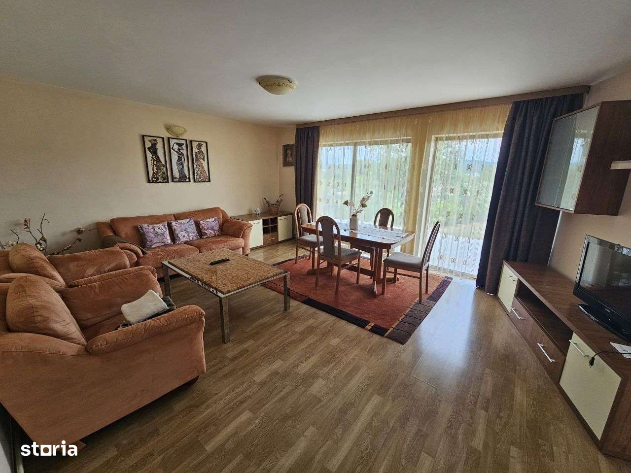 Vilă / Pensiune de vânzare în Curtea de Argeș ( Cartier Marina ) - Imagine principală: 5/20