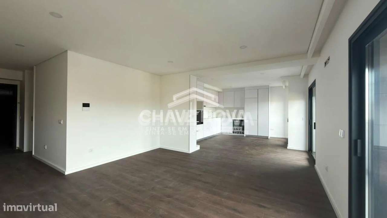 T3 Novo Último Piso c/ Piscina e 2 Lugares de Garagem GN/02147/CO - Grande imagem: 5/12