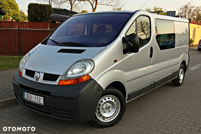 Renault Trafic - 12