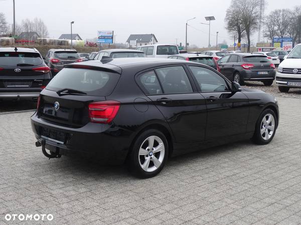 BMW Seria 1 118d xDrive - 11
