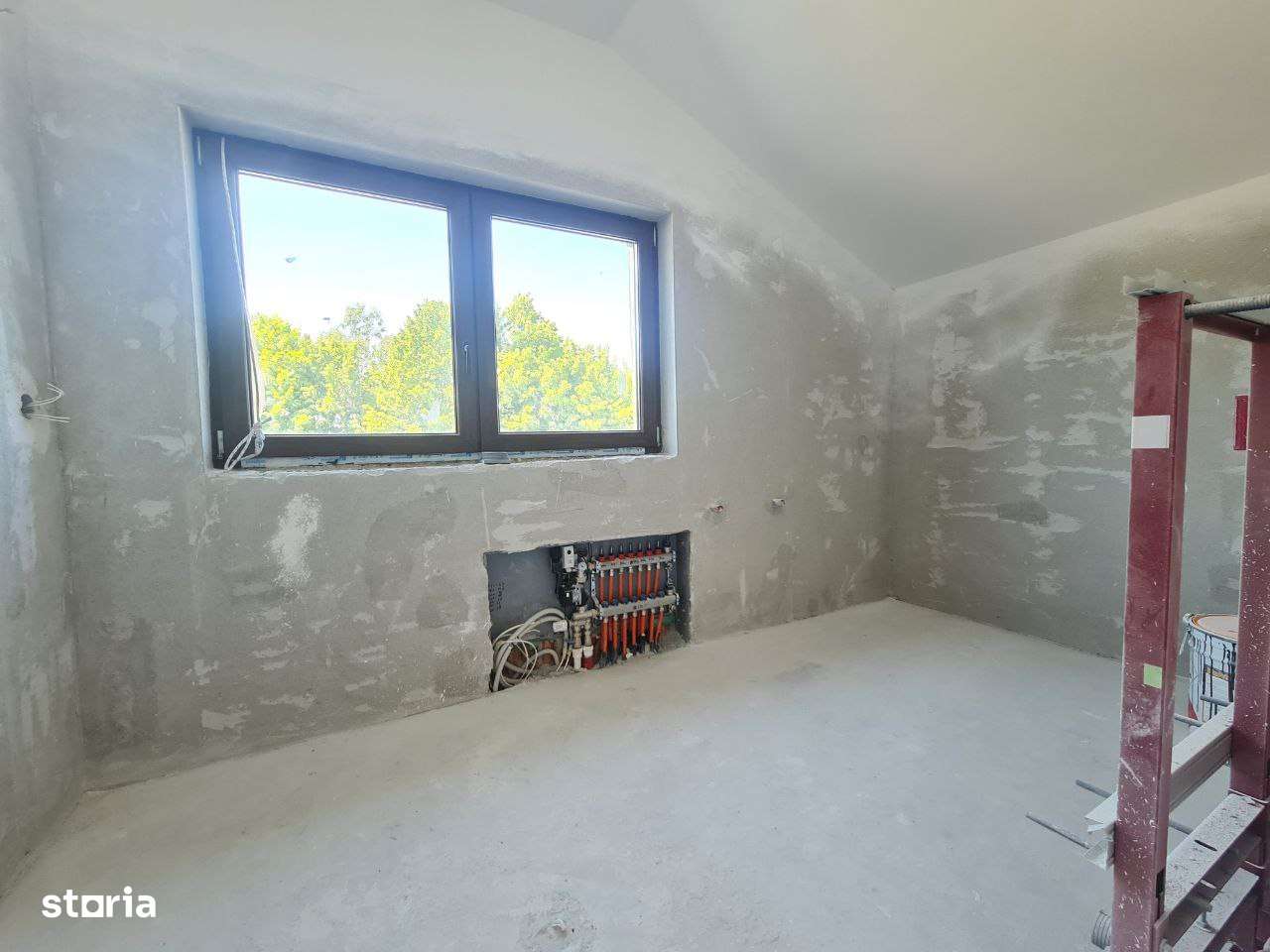 Casa noua cu 4 camere (3 dormitoare) de vanzare Halchiu Comision 0-15