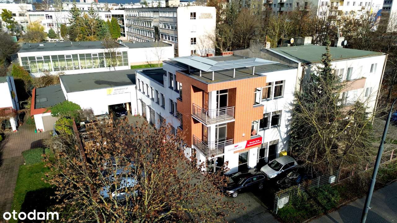 Nowoczesny budynek handlowo–usługowo–biurowy na sprzedaż – Bydgoszcz-18