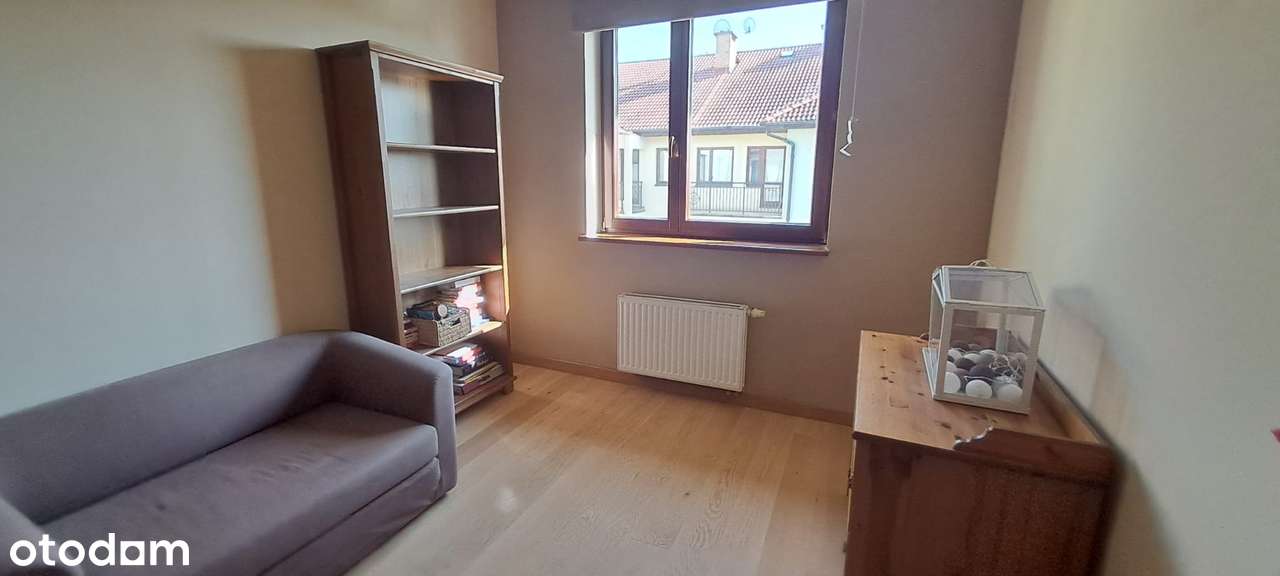 ul. Nenckiego Krzyki Ołtaszyn z komórką  + garaż, 2004 rok-8