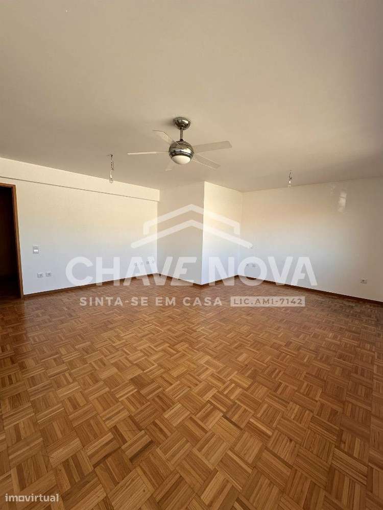 Apartamento T0, facilmente convertido em T1, com 58 m2 em Matosinho... - Grande imagem: 5/15