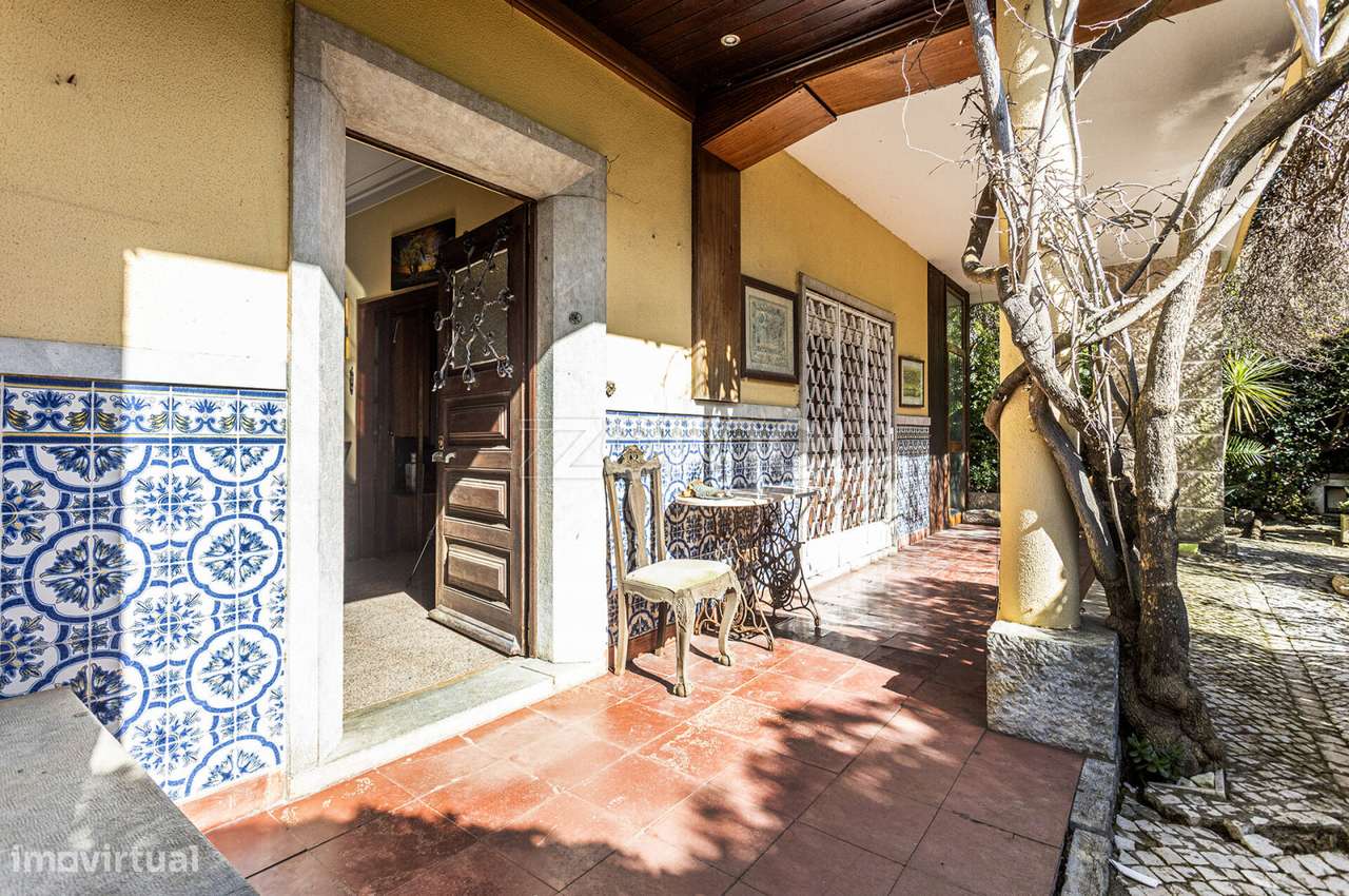 Moradia T5 a 3 minutos a pé da Praia de Carcavelos-24