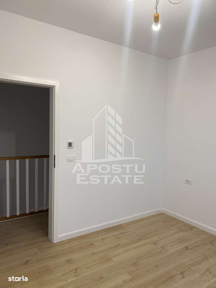 Duplex cu finisari de lux in cartier rezidential Remetea Mare,Bucovat - Imagine principală: 5/12