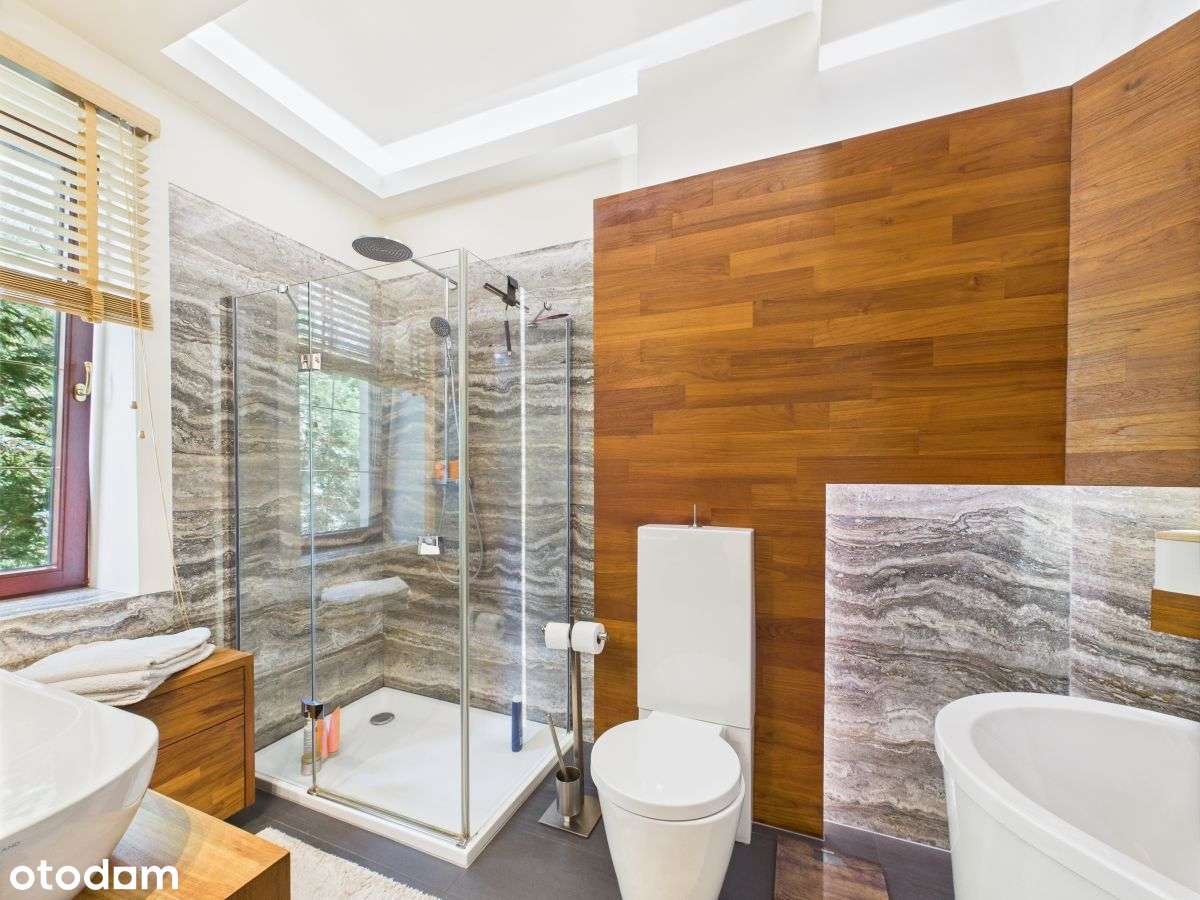 Nietuzinkowa, Absolutnie WyjĄtkowa Lokalizacja-19