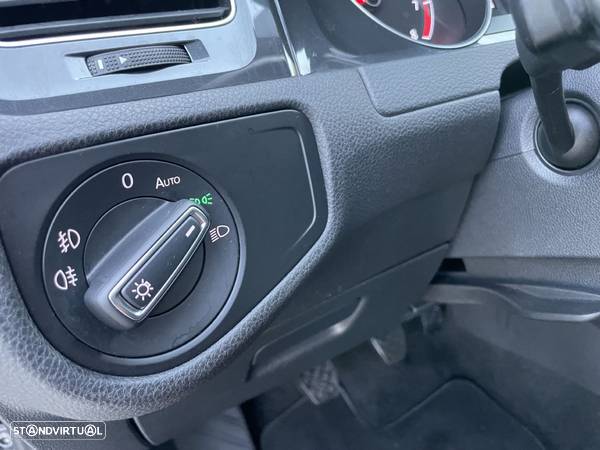 VW Golf 1.0 TSI Confortline - 29