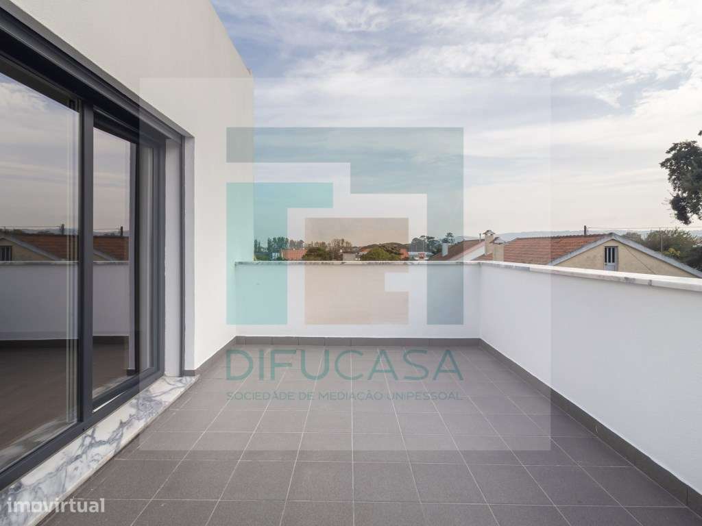 R128 Moradia T6 Azeitão-33