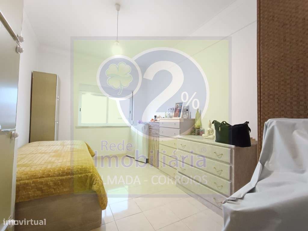 T1, Bem localizado - Grande imagem: 5/12