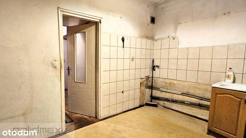 Trzypokojowe z odzielną kuchnią.-6