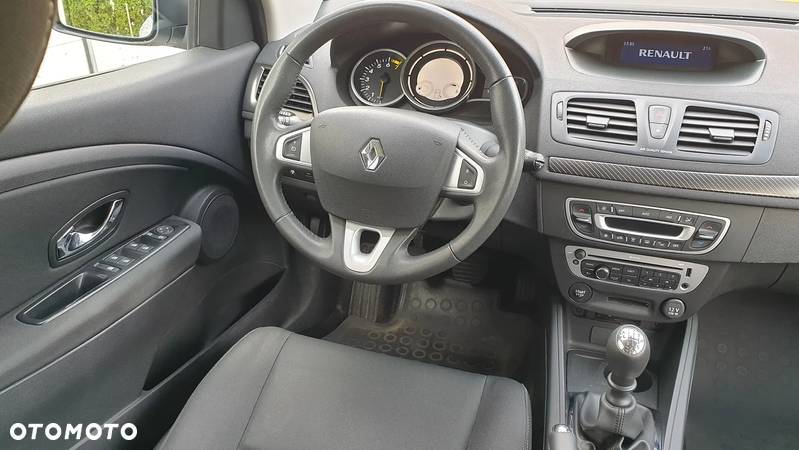 Renault Megane - 11