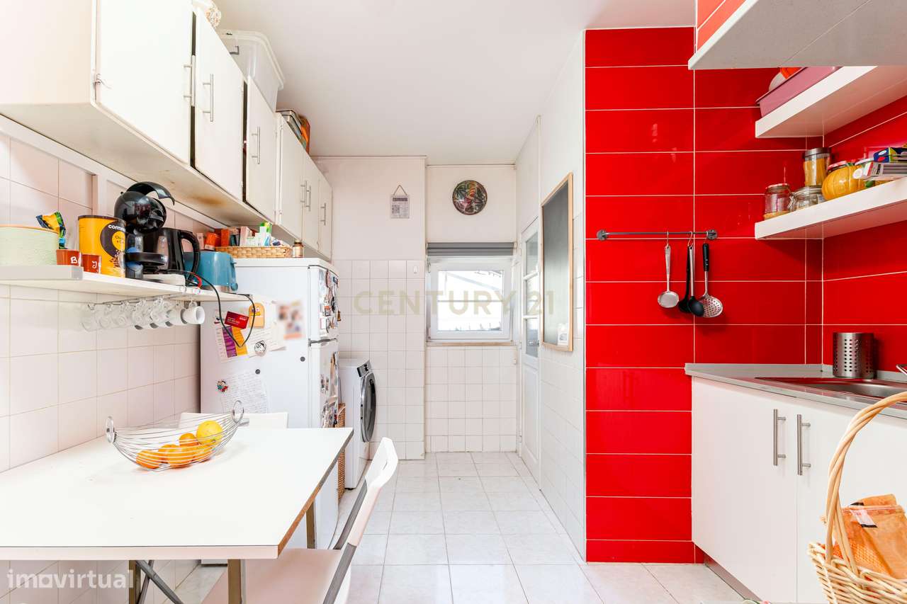 Apartamento T3 em Alfama – Autenticidade, História e Charme Lisboeta-5