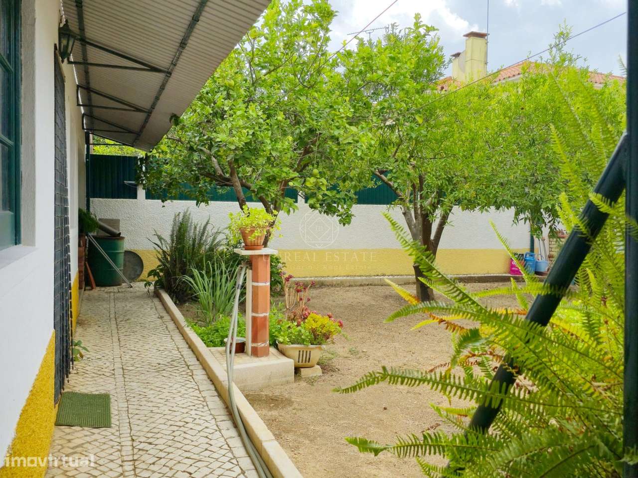 Moradia T3 Térrea Isolada com Jardim, Garagem e Churrasqueira | a 5 Mi-51