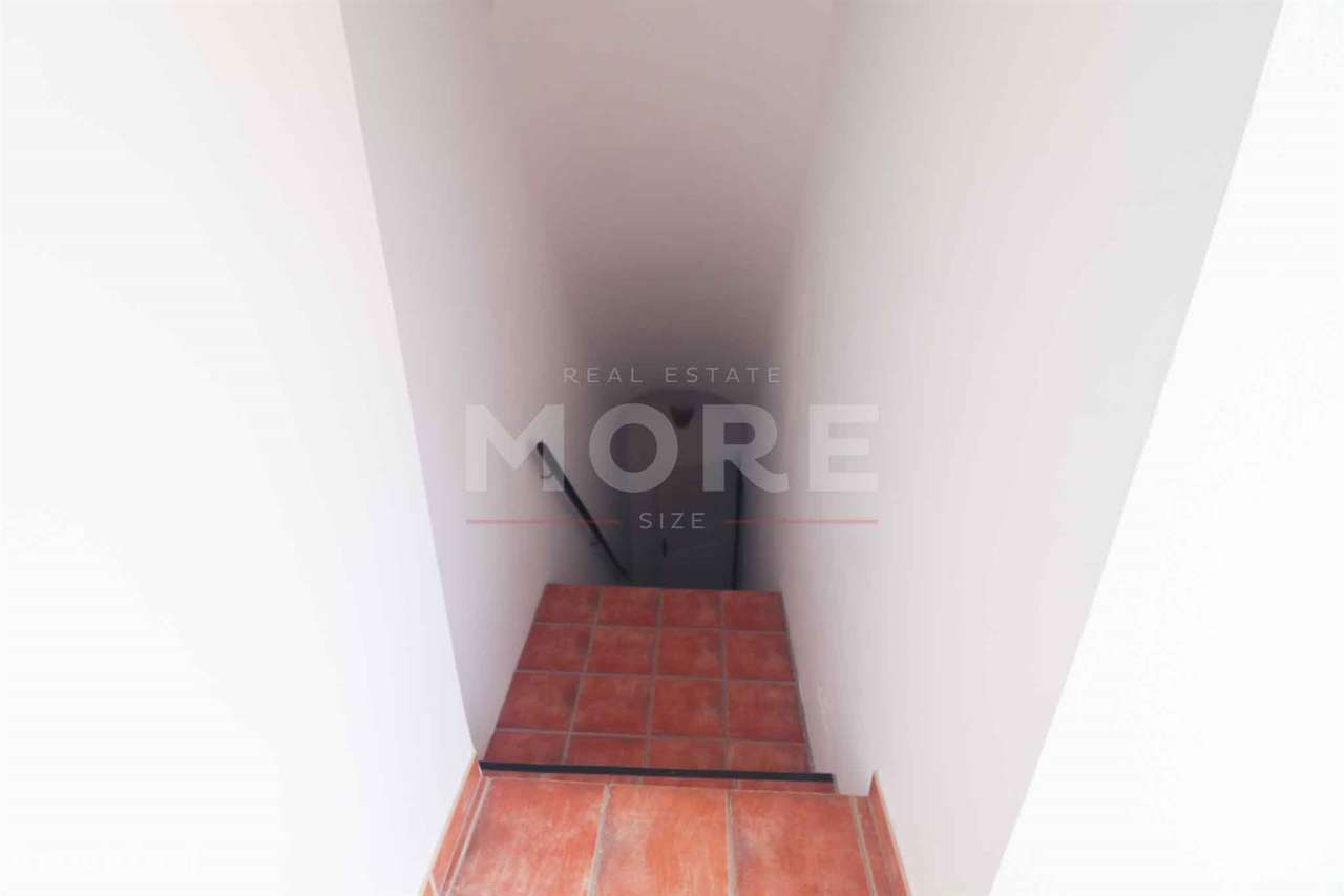 Moradia T2 com terraço no Centro Histórico de Évora-13