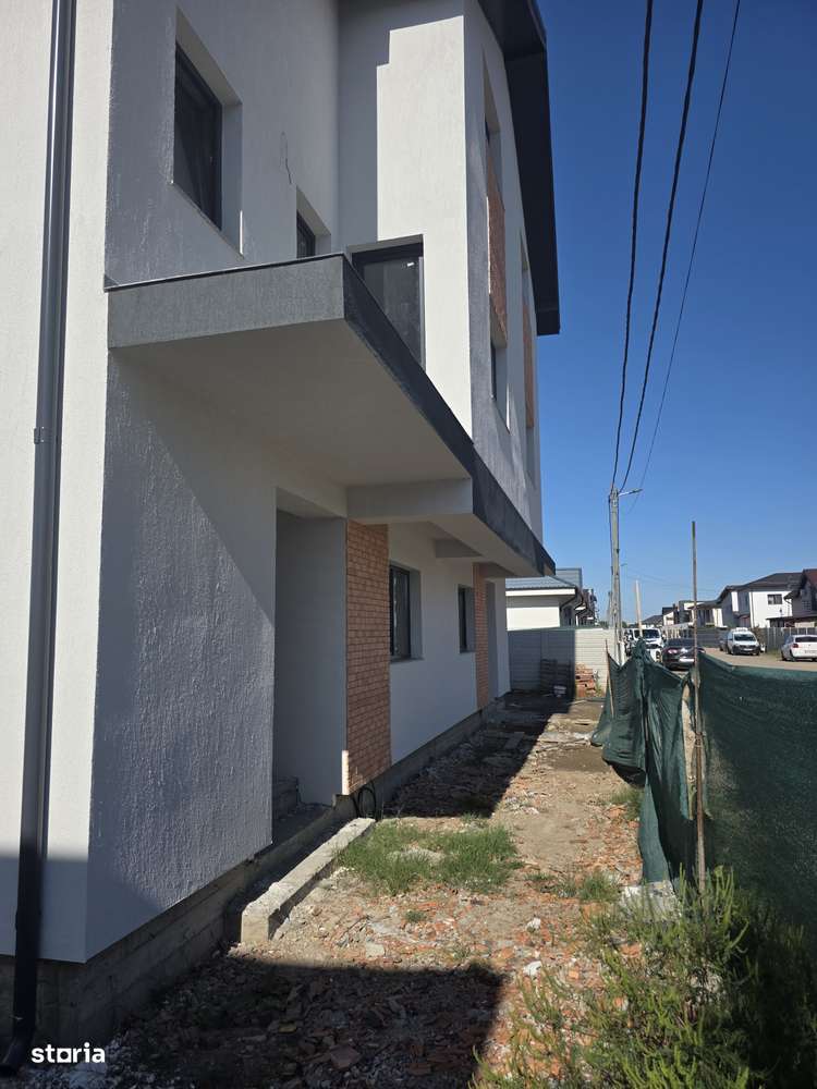 Vile individuale cuplate 5 camere - Imagine principală: 4/18