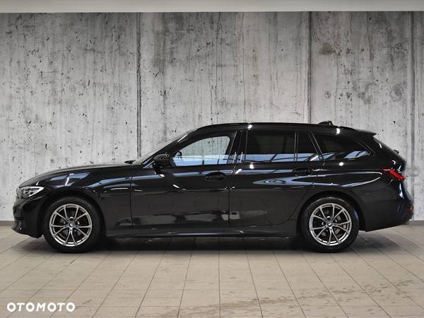 BMW Seria 3 318d MHEV Sport Line - 3