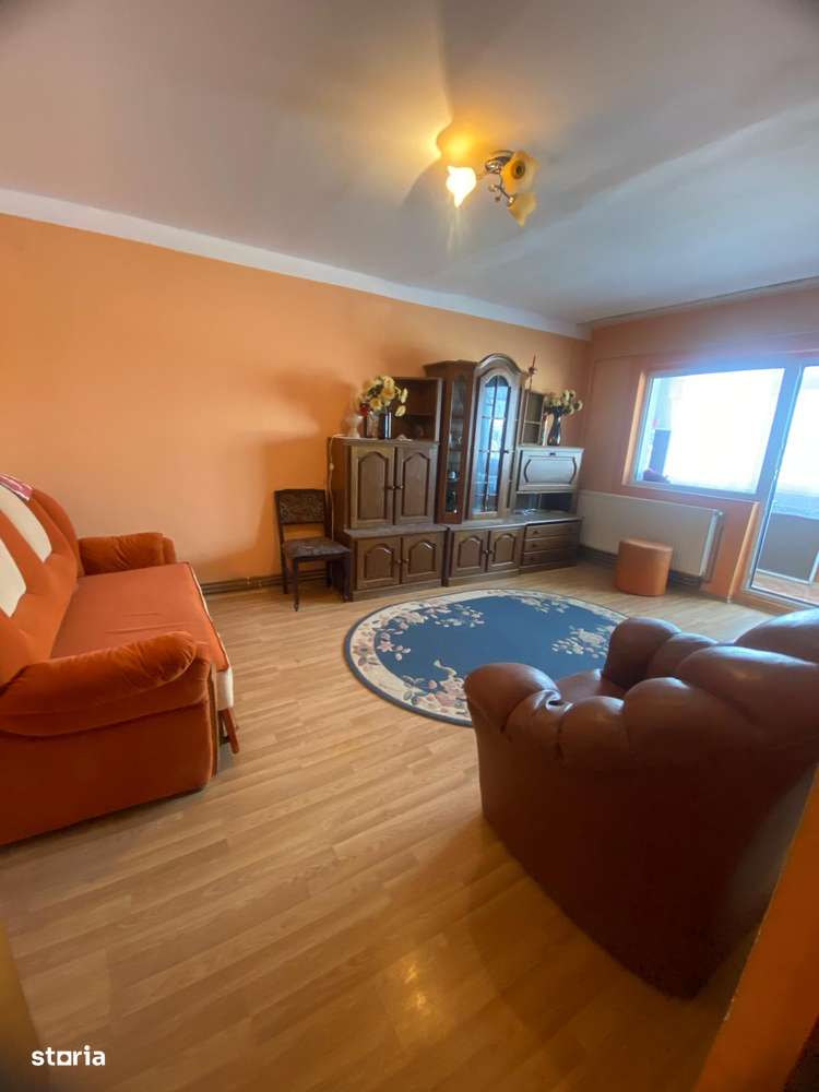 3 DECOMANDATE cu centrala,izolat, termopan, 78mp, balcon 8m,Mioritei-8