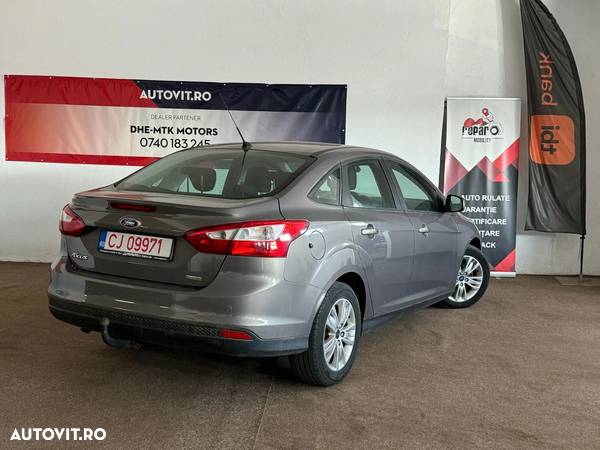 Ford Focus 1.6 TDCi DPF Sport - 4